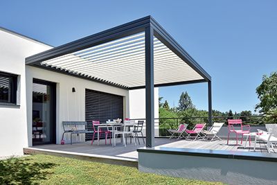 Pergolas à lame bioclimatique Coublanc